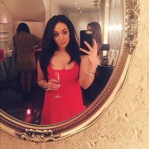 Meet your Posher, Christina